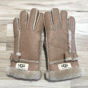 UGG Tan Shearling Gloves